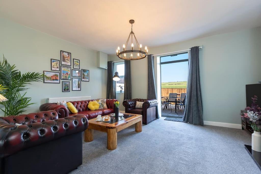 Auckland View - A Comfy & Spacious 4Bed With Views Coundon Екстер'єр фото